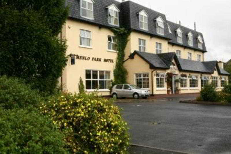 Menlo Park Apartments Galway Bagian luar foto