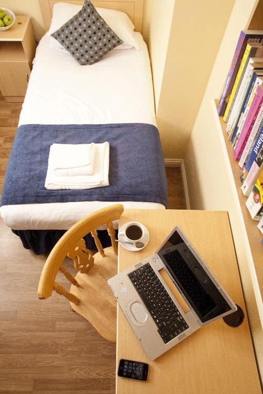 Menlo Park Apartments Galway Bagian luar foto